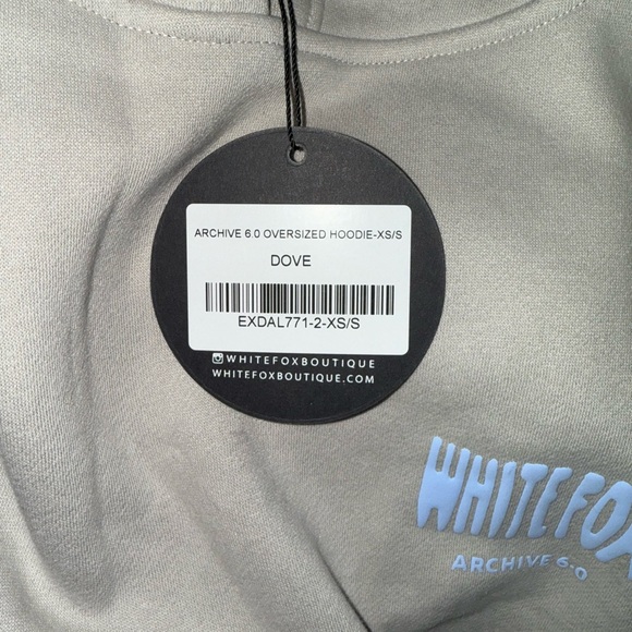 White Fox sweatshirts and sweatpant - Picture 3 of 4